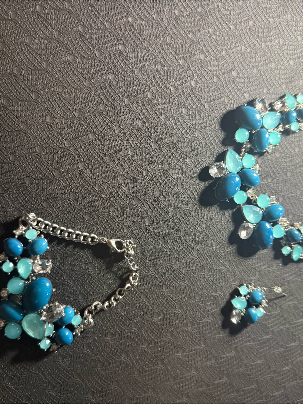 Three pc jewelry set 2